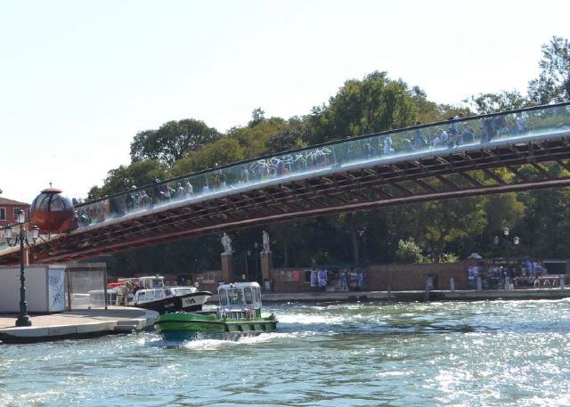 Venedig - Ponte della Costituzione